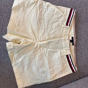 Tommy Hilfiger Light Yellow Chino shorts